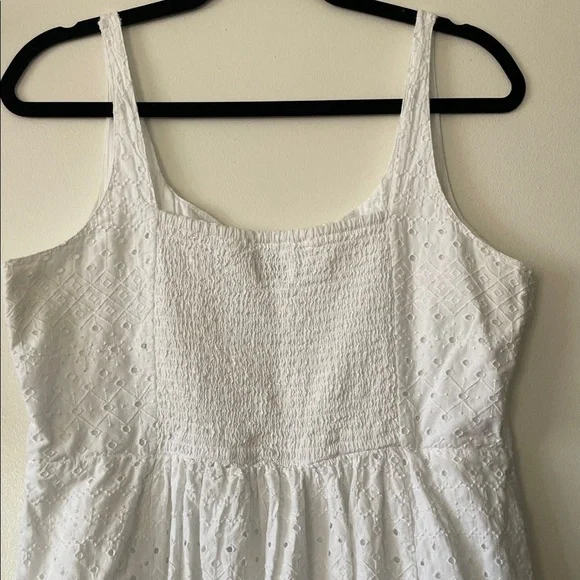 Old Navy|White Eyelet Maxi Dress|Large|EUC - Picture 9 of 9